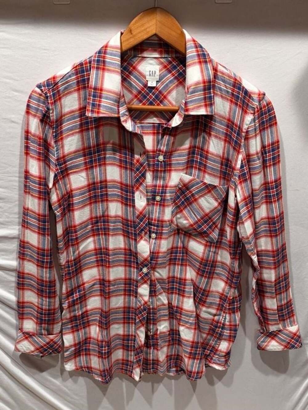 Gap Plaid Flannel Shirt Size S Red White Blue Button Down